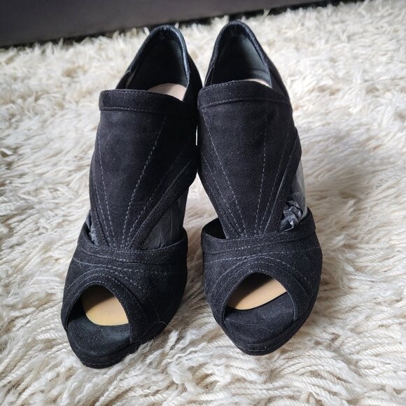 PRADA Pumps Suede Cutout Accent D'Orsay Size 36 - Picture 1 of 7